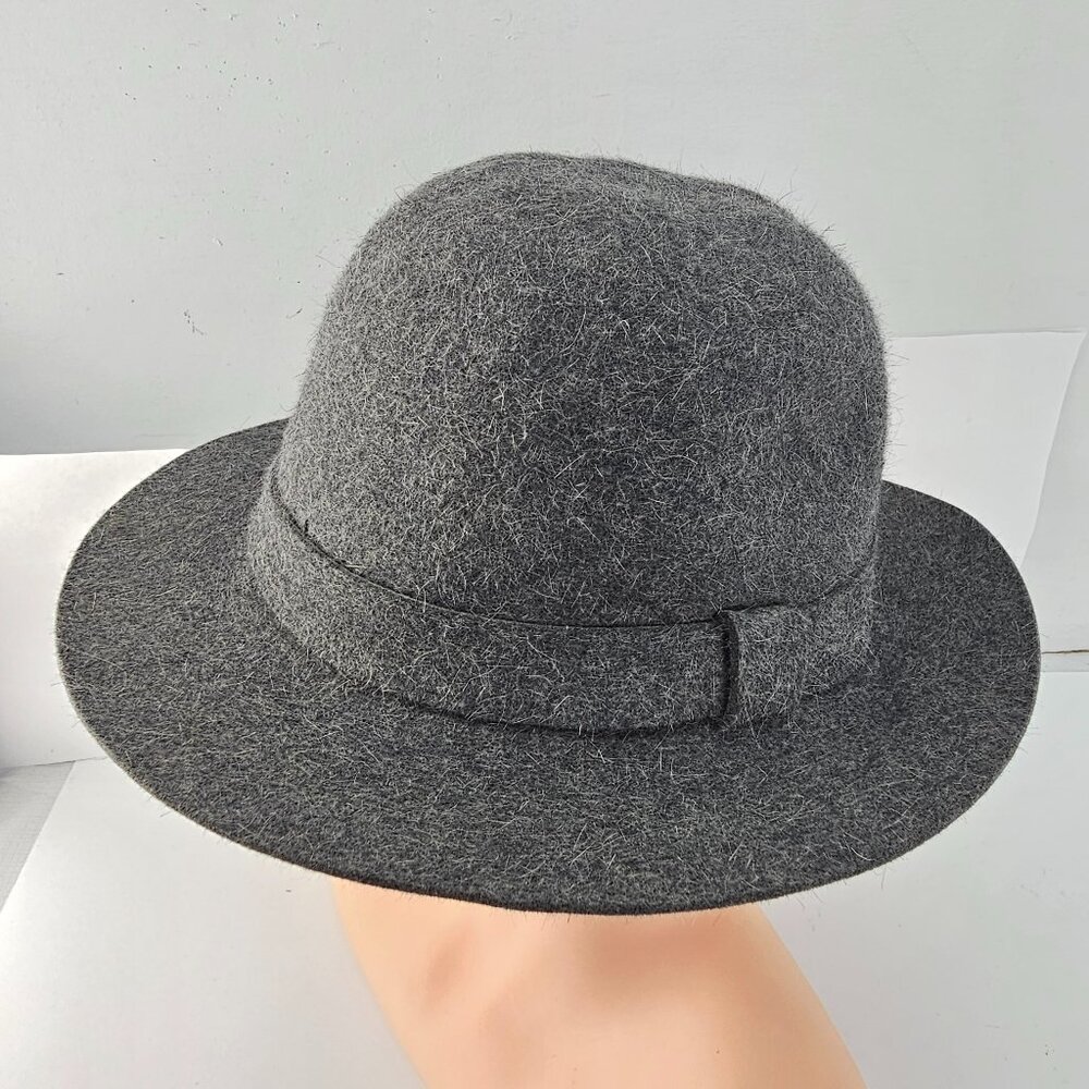 Burberry's Made in England Grey Felt Derby Hat Size 7 or 57